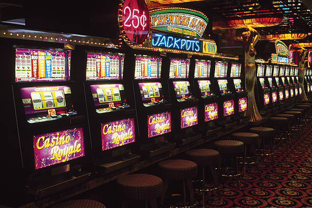 keluaran sidney app menu showing Live Dealers section